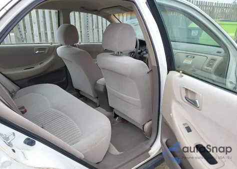 1998 Honda Accord Lx z USA, uszkodzony, nr VIN 1HGCG5641WA220686